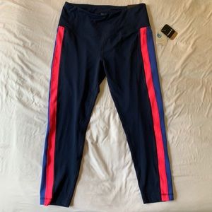 NWT Reebok 7/8 Leggings Size Large